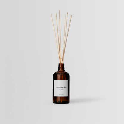 Diffuser forest på en vit bakgrund